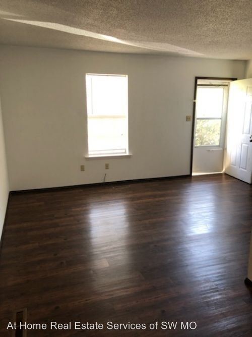 Foto del edificio - 3331 E Southern Hills Blvd