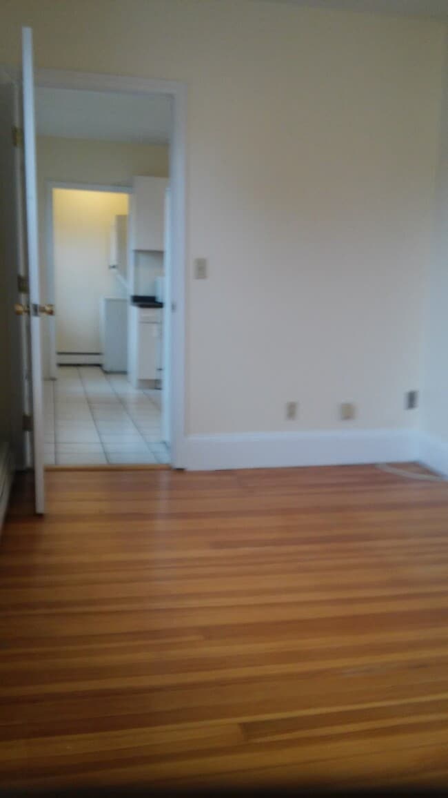 Building Photo - 95 Cranch St