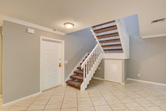 Building Photo - 5817  Fox Hollow Drive G