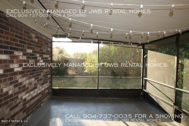 Building Photo - 2726 Winrock Dr W