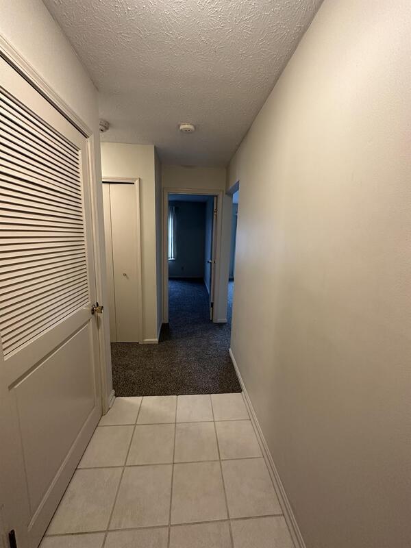 Building Photo - 1155 Charter Oak Ln