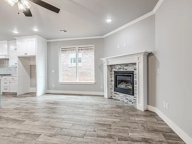 Foto del edificio - 6229 NW 178th St