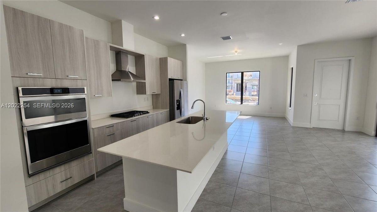 Photo - 8119 Northwest 42nd Street, Doral, FL 33166 - 4 BR 3 BA house