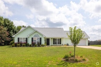 Building Photo - 31 Fallowfield Dr