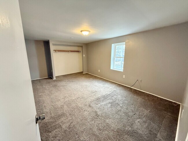 Foto del edificio - 2345 2nd Ave