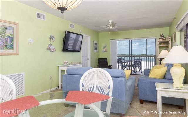 Building Photo - 8350 Estero Blvd