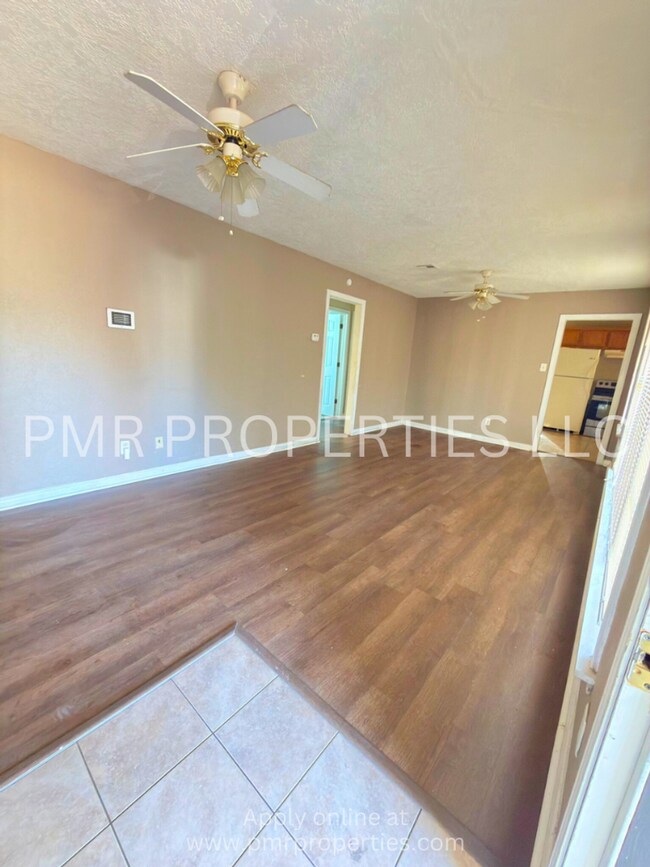 Foto del edificio - 2 Bedrooms/1 Bathroom House