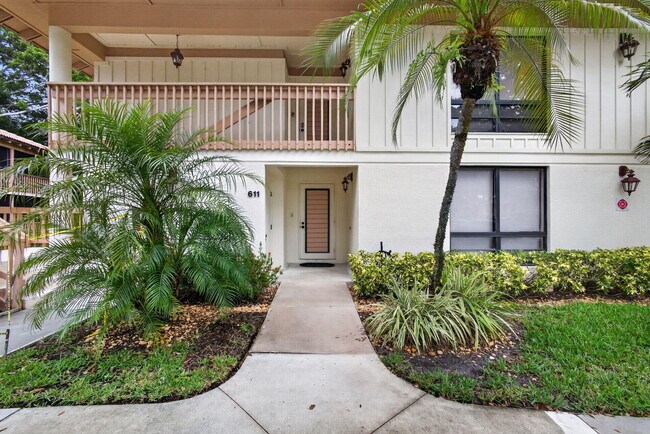 Foto del edificio - 611 Brackenwood Cove