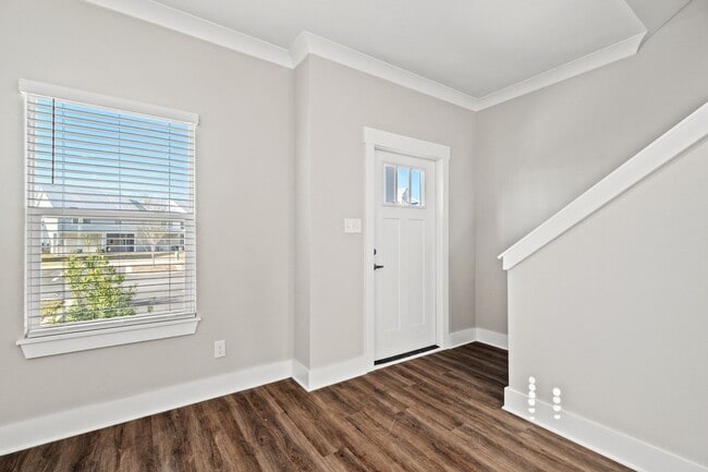 Foto del edificio - 292 Date Palm Ln