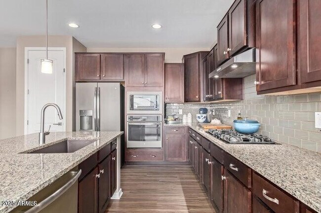 Foto del edificio - 3933 E Perkinsville St