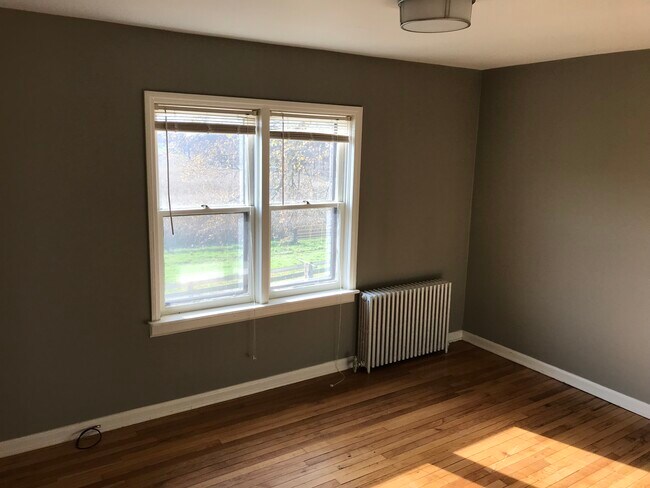 Building Photo - 13170 Riker Rd
