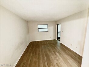 Building Photo - 28100 Pine Haven Way