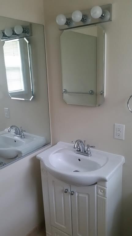 Building Photo - 3 Bedroom Ranch Home