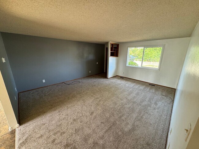 Foto del edificio - 249 -1746/1790 NW Park Terrace