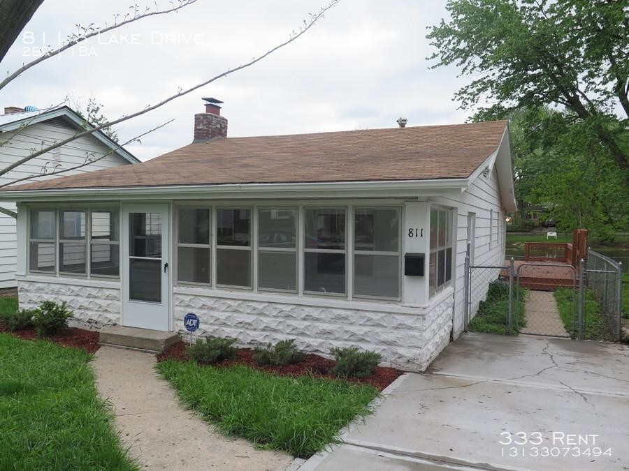 Foto principal - 3 bedroom in Independence MO 64053