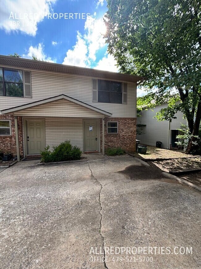 Foto del edificio - 2481 N Brophy Ave
