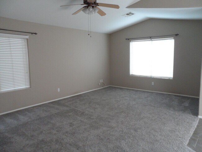 Building Photo - Perfect Open Layout Home in Rancho Garbriela