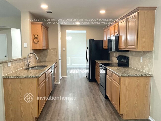 Foto del edificio - 12204 Shadow Wood Trail