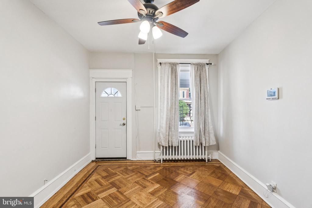 Primary Photo - 5340 N 12th St