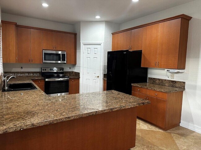 Foto del edificio - 140 NW 117th Terrace