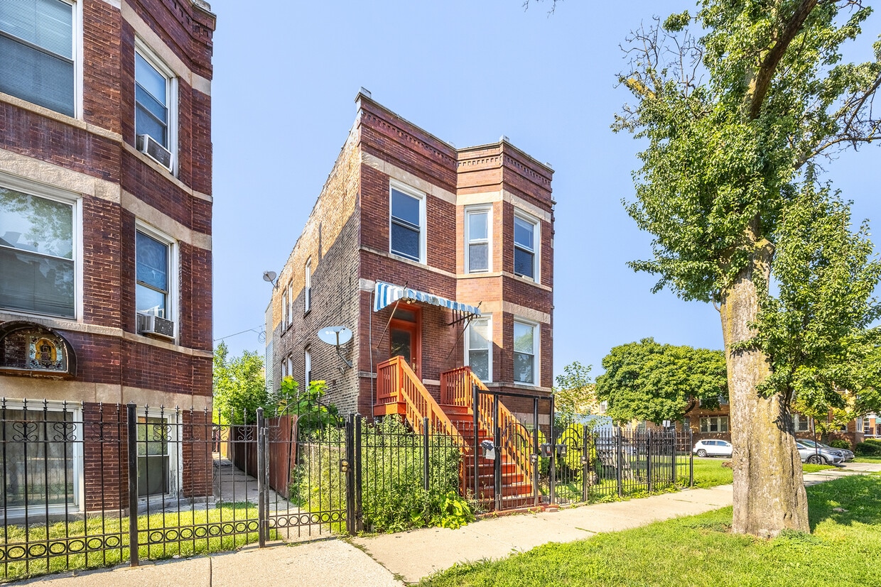 Primary Photo - 4104 W 24th Pl