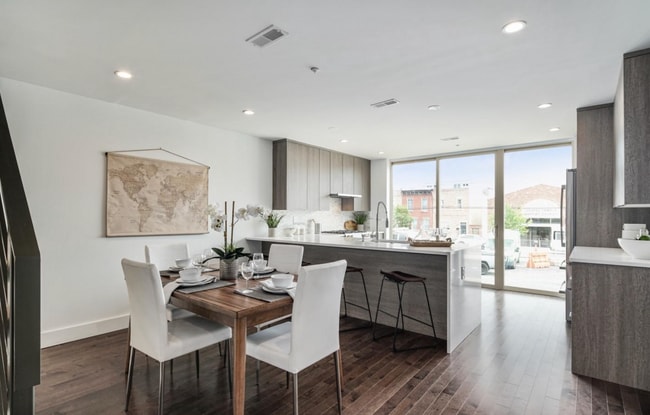 Foto del edificio - 1345 S Garnet St