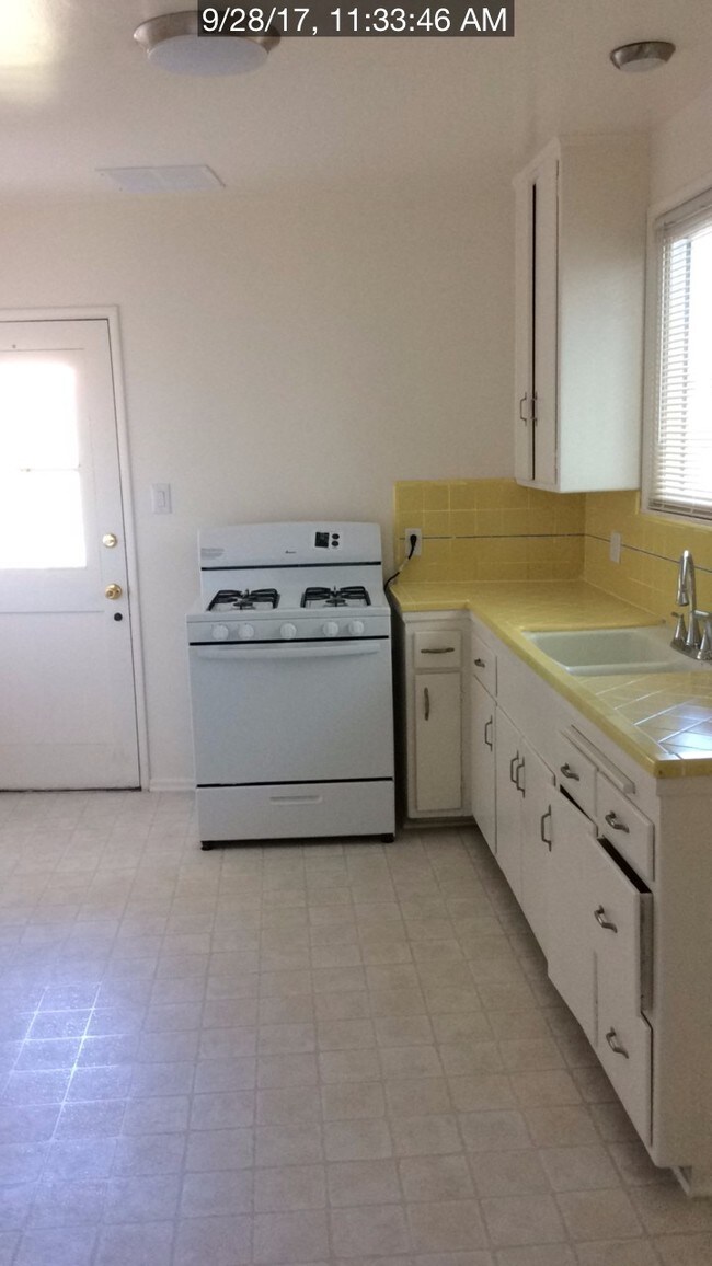 Foto del edificio - 442 Landfair Ave