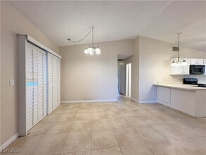 Building Photo - 7175 Sawtooth Dr