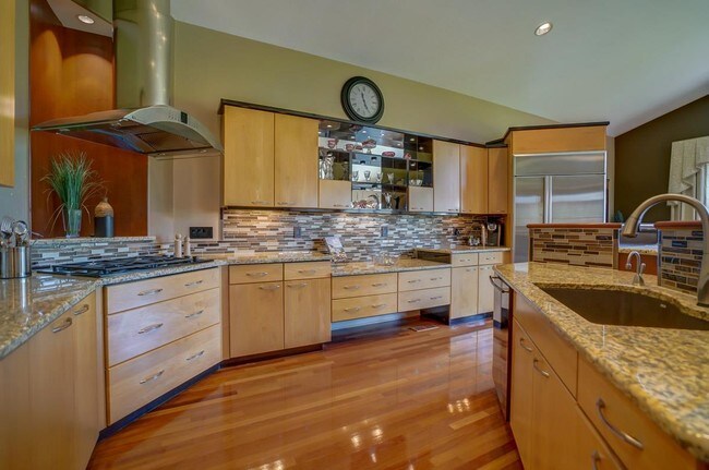 Building Photo - 5006 Mirandy Rose Ct