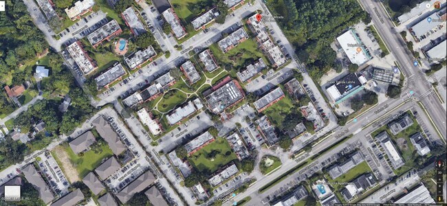Building Photo - 6616 La Mirada Dr E