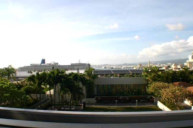 Building Photo - 600 Ala Moana Blvd
