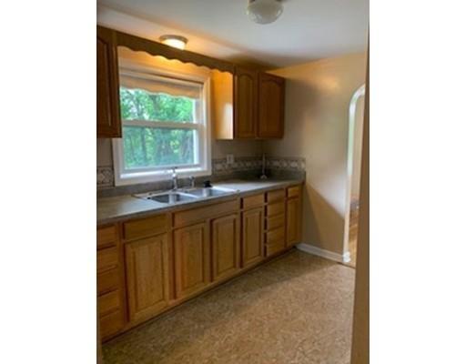 Building Photo - 3 Monadnock Dr