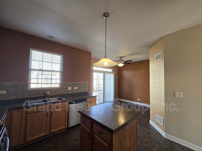 Foto del edificio - 1522 W Turtle Creek Ln