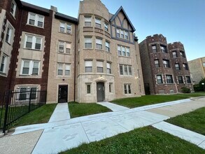 Building Photo - 9136 S Bishop St