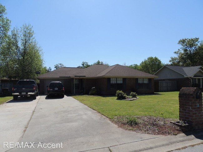 Building Photo - 97 Thornbriar Dr