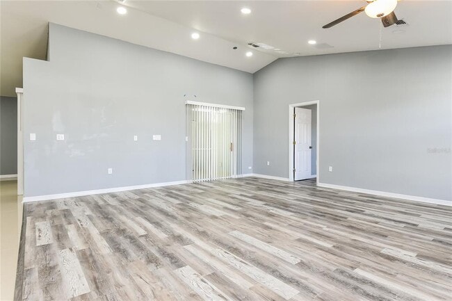 Building Photo - 1054 Summer Glen Dr