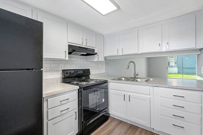 Interior Photo - Willow Apartments