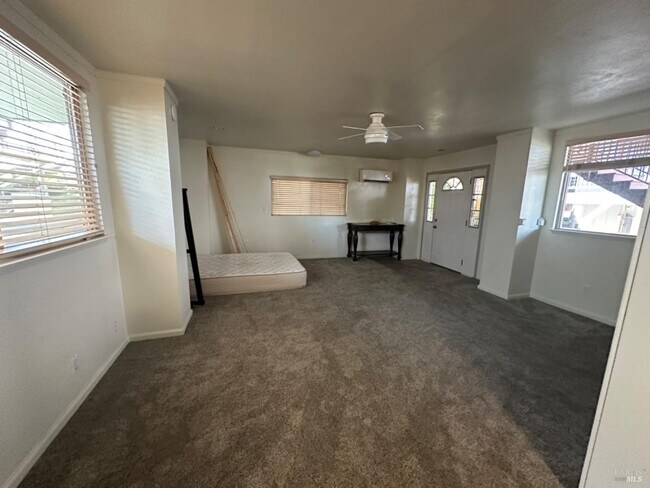 Foto del edificio - 3821 Willow Rd