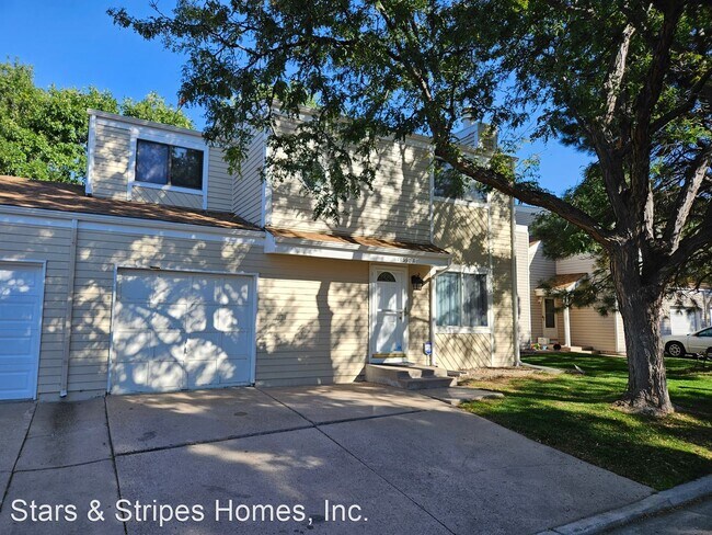 Building Photo - 3 br, 1.5 bath House - 16390 E Radcliff Pl...