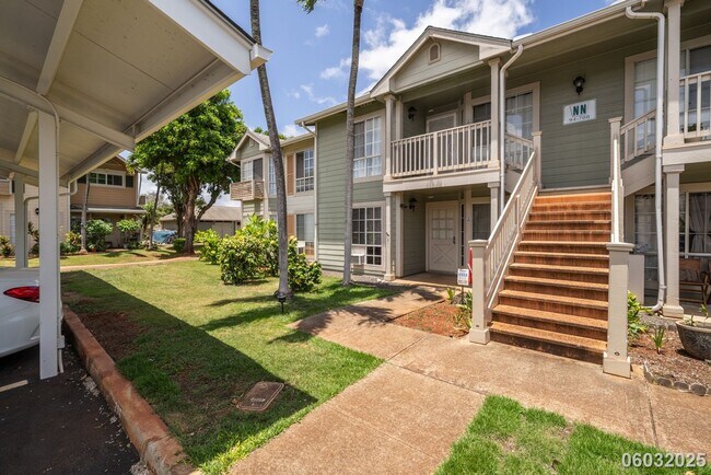 Foto del edificio - (2 bd / 2 ba / 2 parking Condo in Waikele)