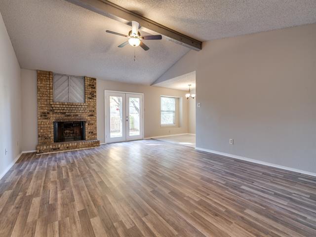 Foto del edificio - 2801 Ridge Rd N