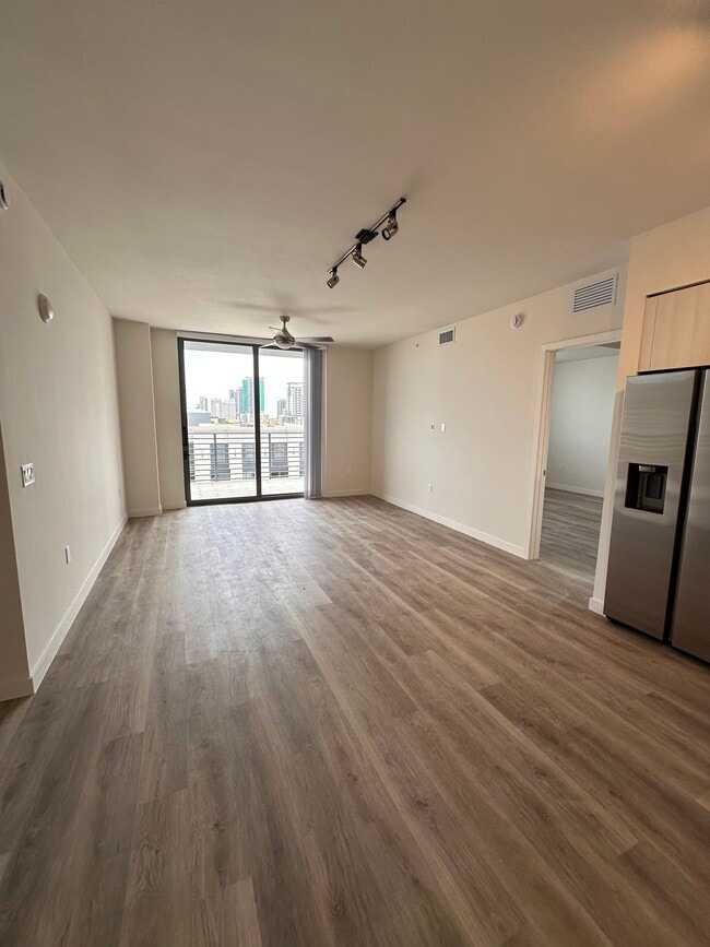 Foto del edificio - 1109 NW 5th Ct