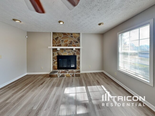 Building Photo - 123 Colemans Bluff Dr