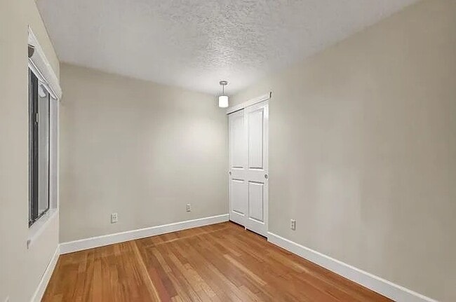 Foto del edificio - 7987 SW Skyhar Dr