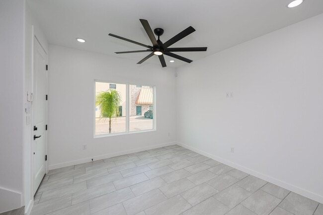 Building Photo - 8218 Casa Verde Rd