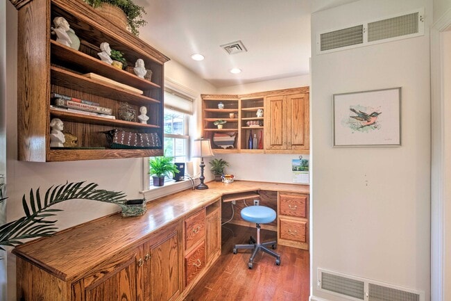 Foto del edificio - 6061 Linglestown Rd