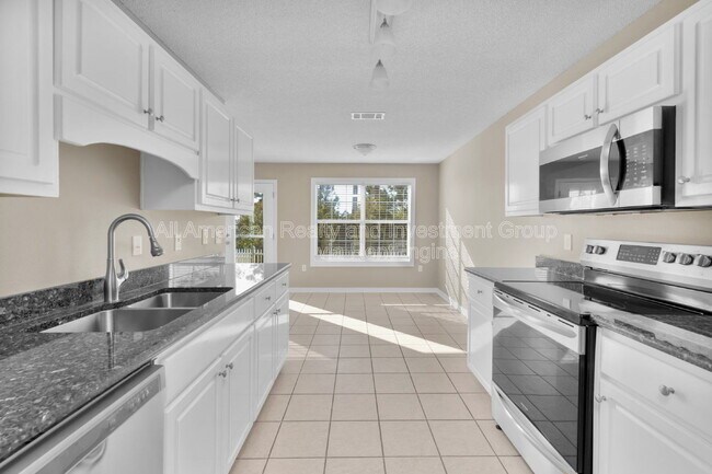 Foto del edificio - 722 Marsh Harbor Dr