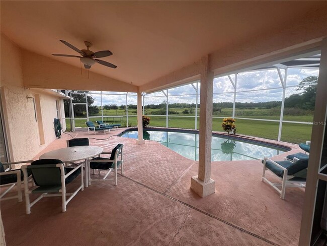 Building Photo - 600 Loma Bonita Dr