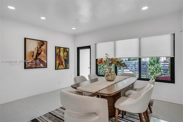 Foto del edificio - 2484 SW 25th St