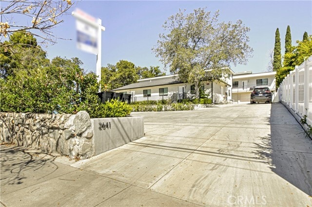Building Photo - 2641 Hermosa Ave